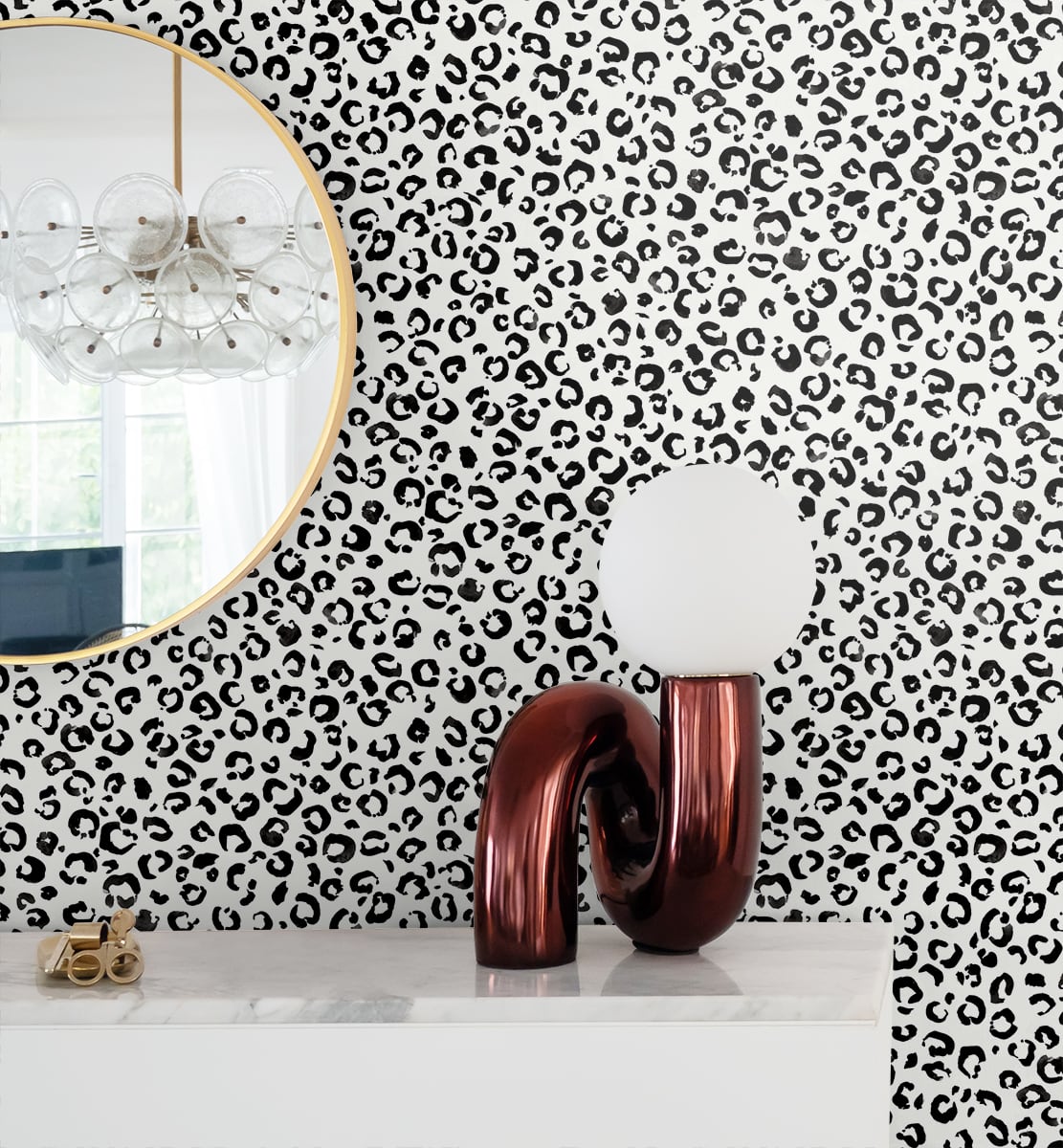 Classic Leopard | Black And White