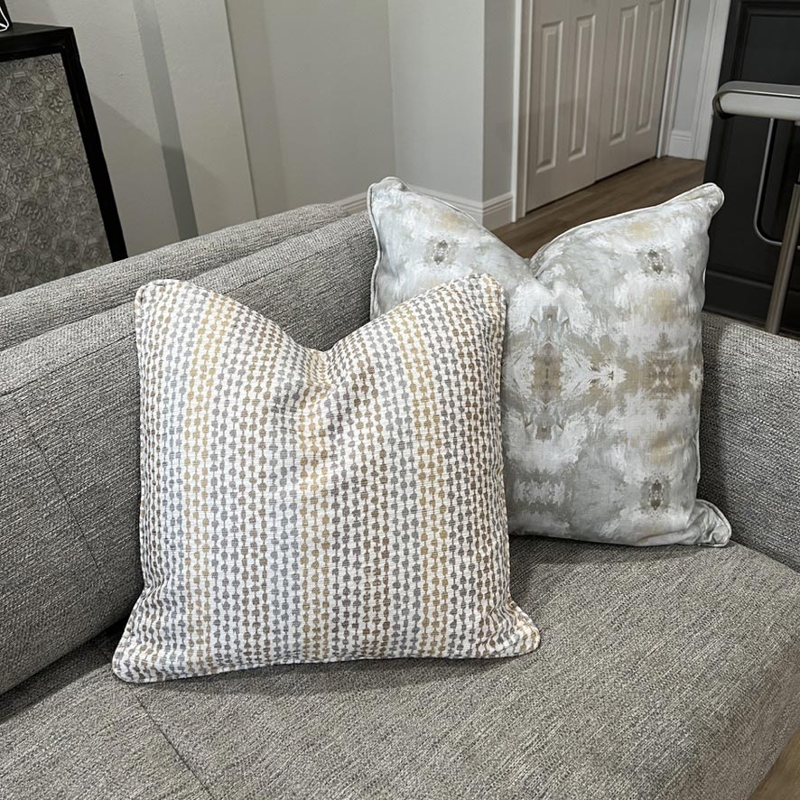 Kate Pillow | Taupe