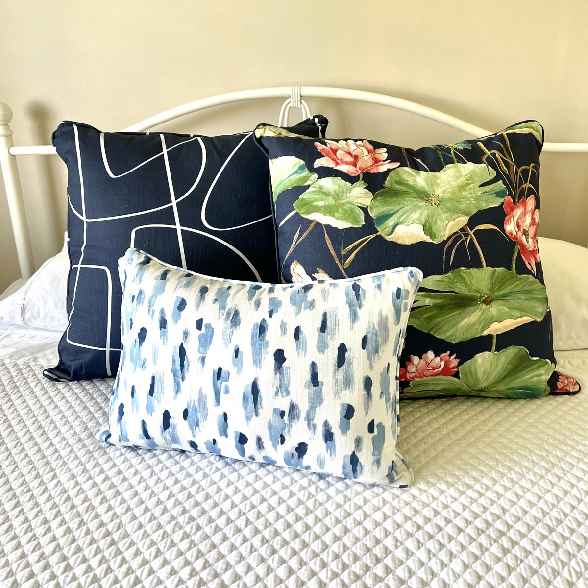Lines Pillow | Navy